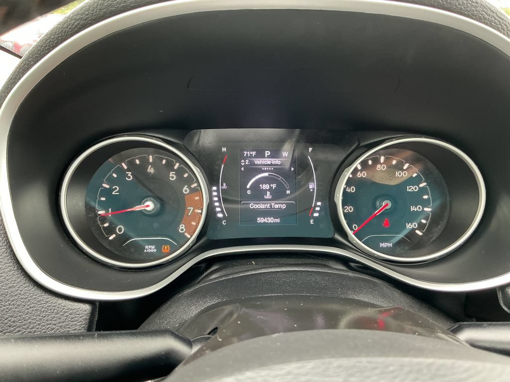 Used 2019 Jeep Compass Latitude AWD/4WD image 25