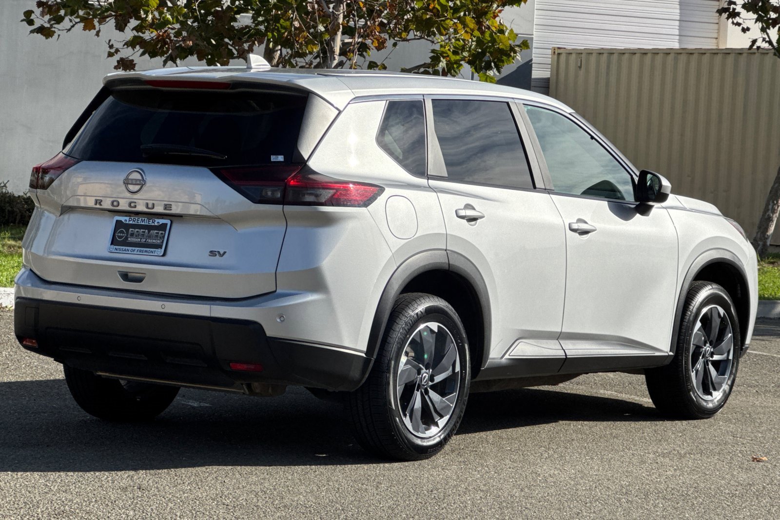 Certified 2024 Nissan Rogue SV image 4