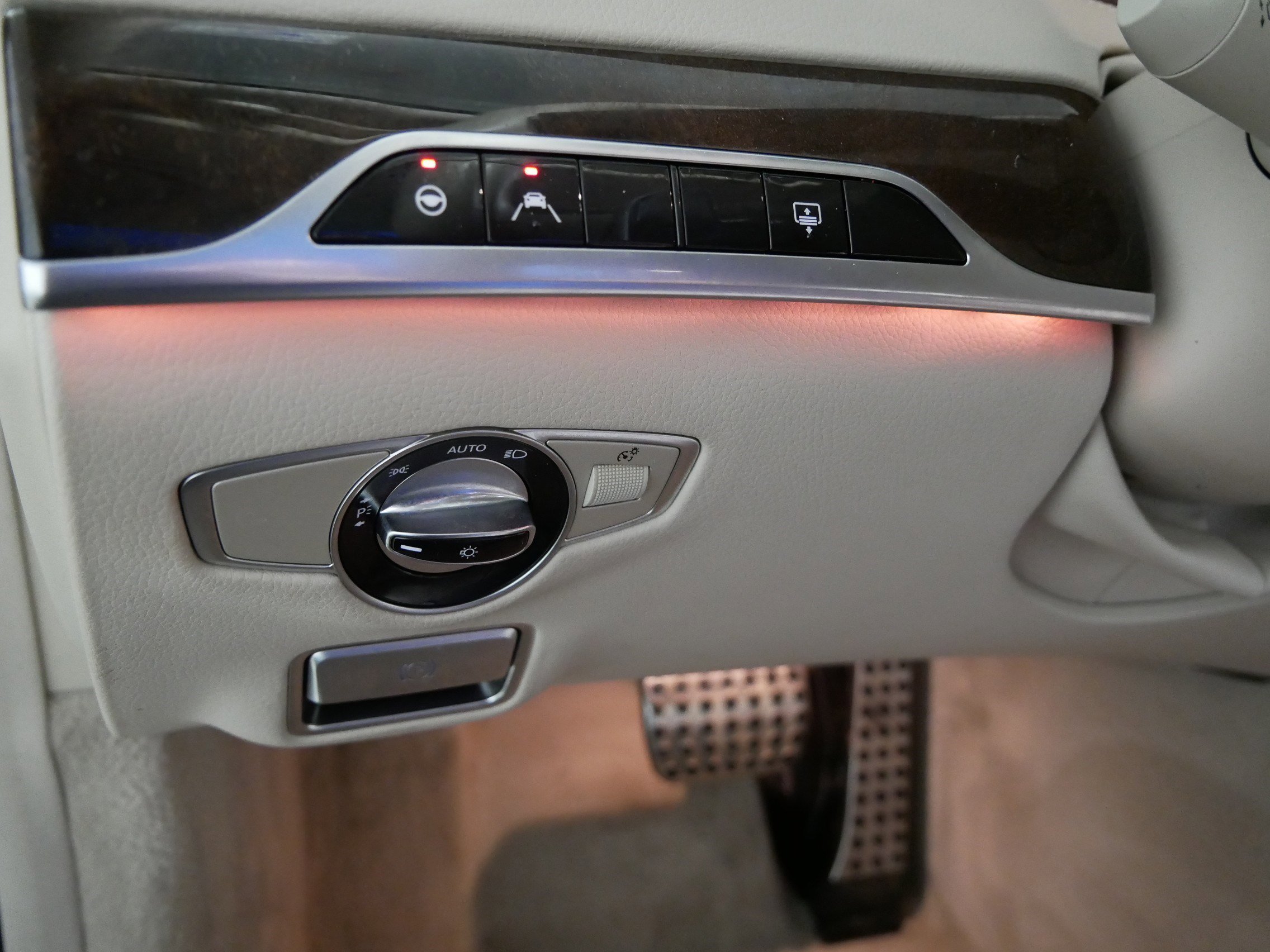 Used 2019 Mercedes-Benz S 450 Sedan image 26