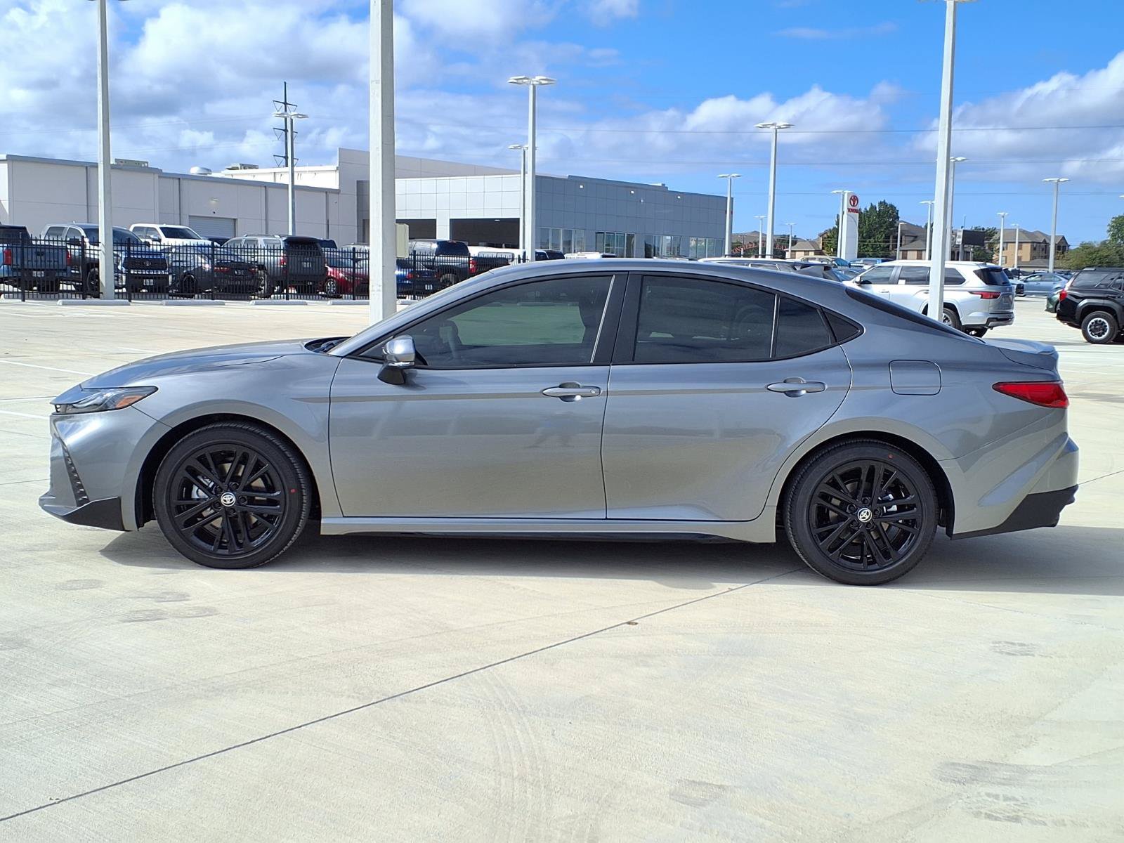New 2026 Toyota Camry SE w/ Convenience Package FWD image 6