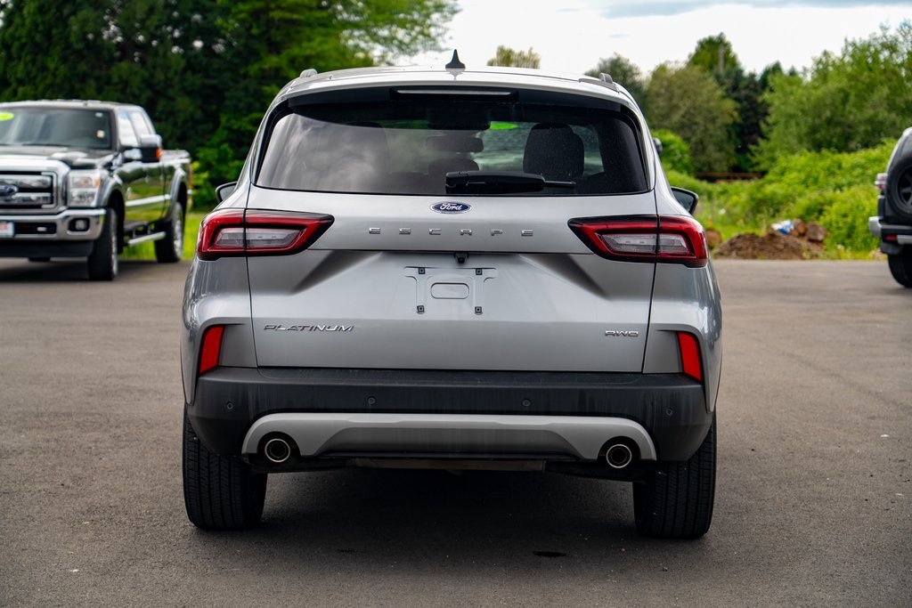 Used 2023 Ford Escape Platinum image 11
