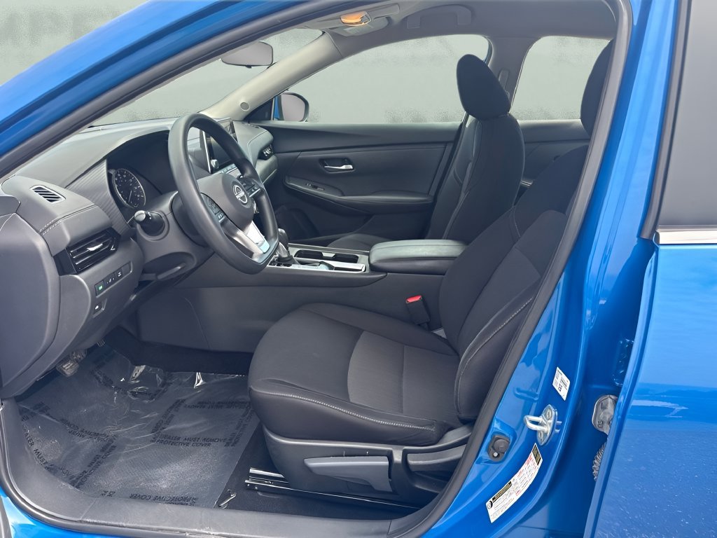 Used 2024 Nissan Sentra SV w/ Lighting Package FWD image 9