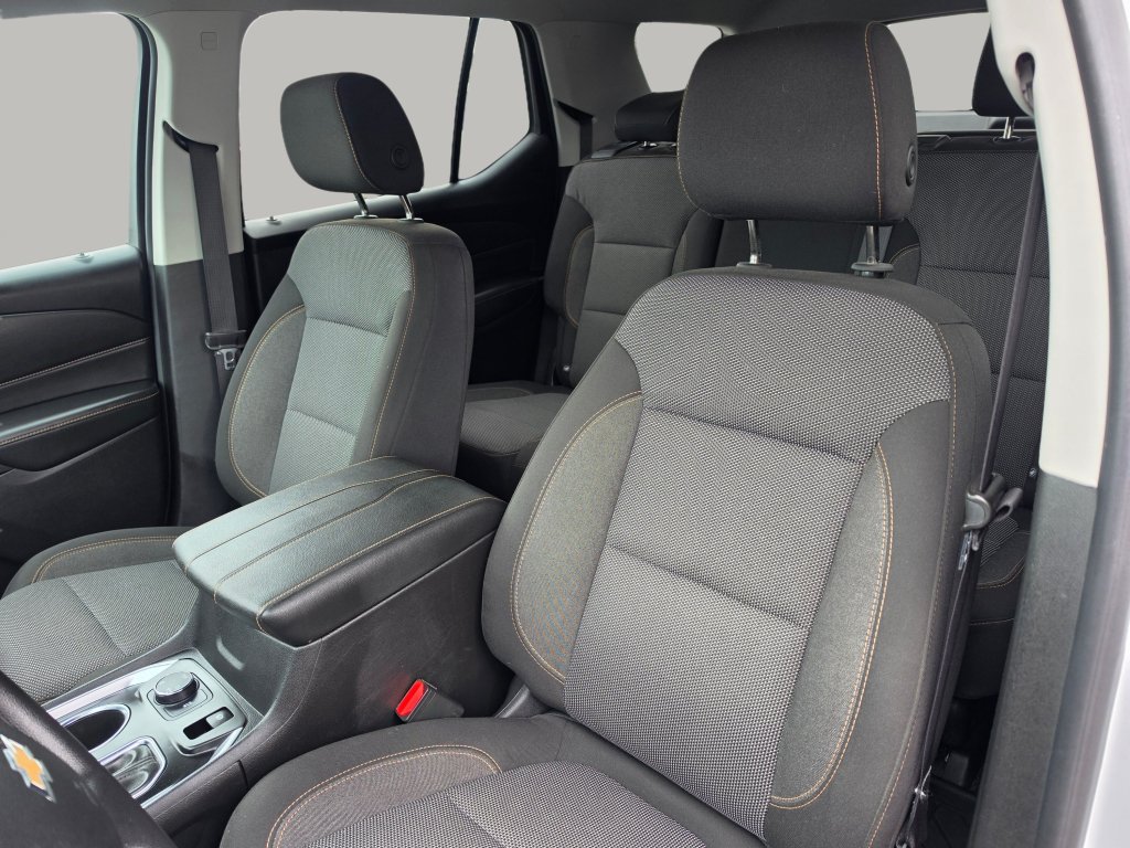 Used 2018 Chevrolet Traverse LS w/ LPO, Floor Liner Package AWD/4WD image 24
