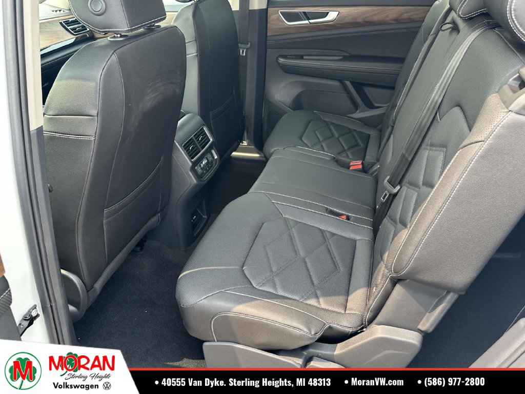 Used 2026 Volkswagen Atlas SE AWD/4WD image 9
