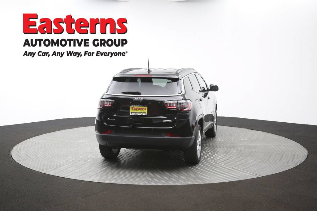 Used 2024 Jeep Compass Latitude AWD/4WD image 37