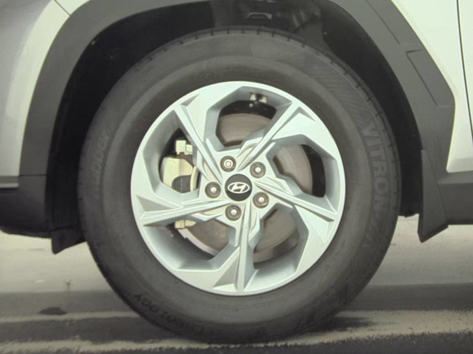 Used 2023 Hyundai Tucson SEL FWD image 6