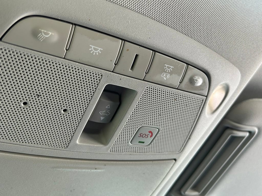 Used 2022 Nissan Armada SL AWD/4WD image 30