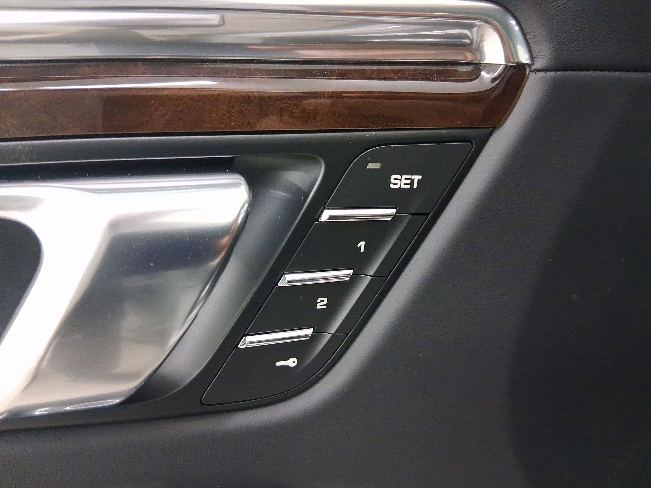 New 2026 Porsche Macan S image 12