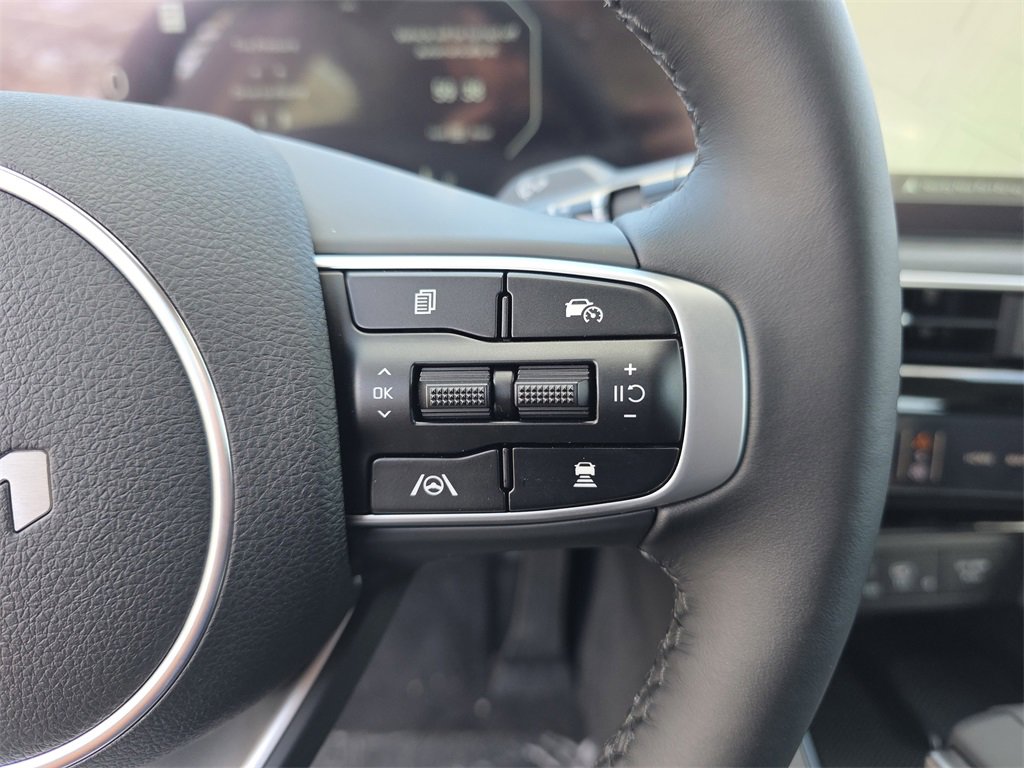 New 2026 Kia K5 EX image 31