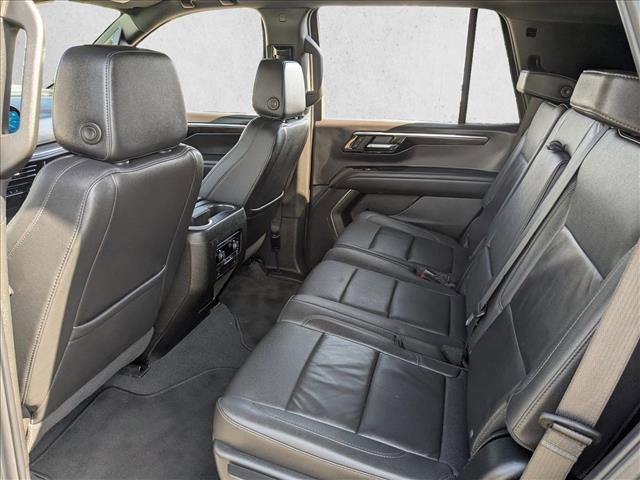 Used 2025 Chevrolet Tahoe LT AWD/4WD image 17