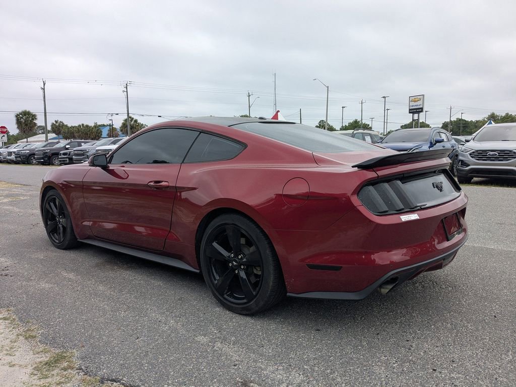 Used 2017 Ford Mustang Premium image 5
