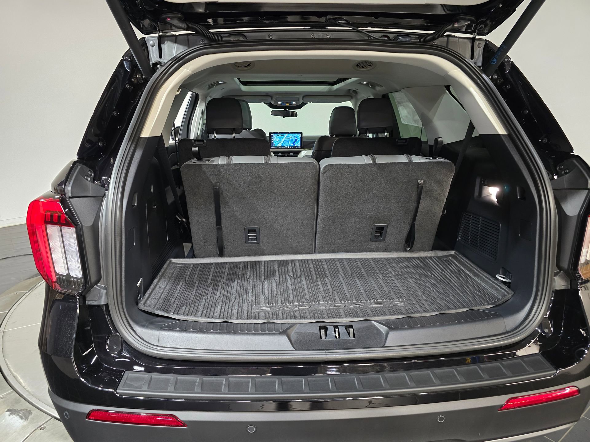 New 2026 Ford Explorer Active w/ Active Comfort Package image 36