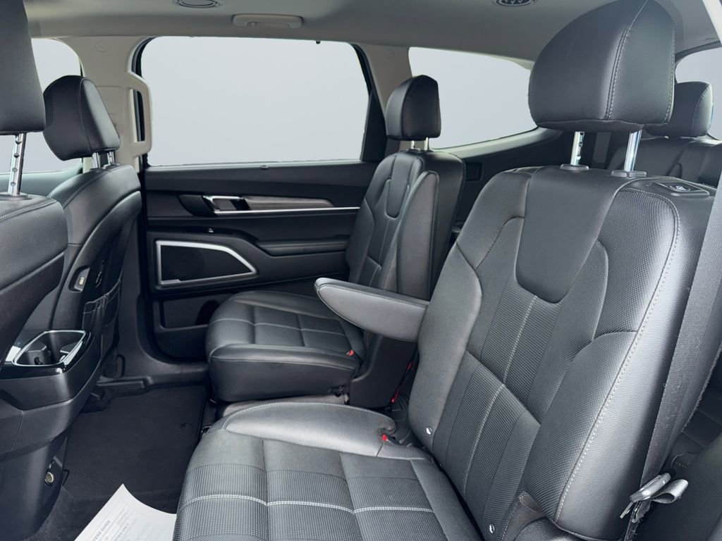 Used 2021 Kia Telluride EX w/ EX Premium Package image 13