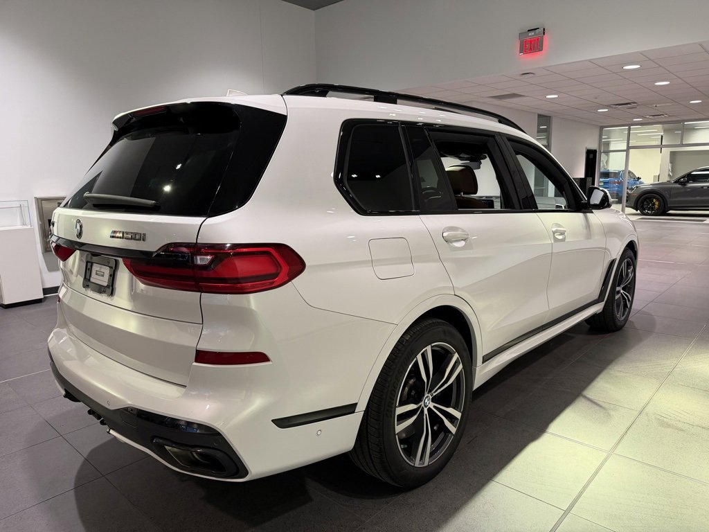 Used 2020 BMW X7 M50i image 27