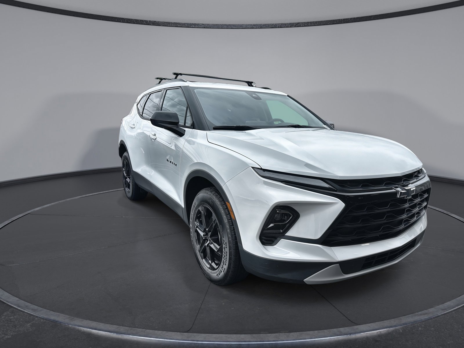 New 2026 Chevrolet Blazer LT w/ Convenience Package image 2