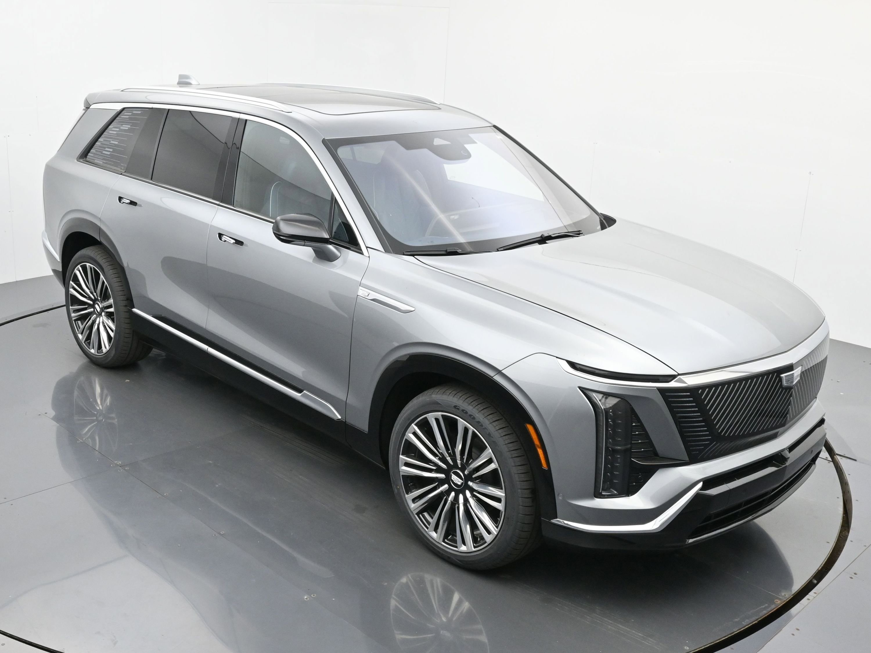 New 2026 Cadillac Vistiq Premium Luxury w/ LPO, Floor Liner Package image 29