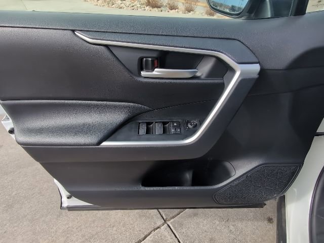 Used 2025 Toyota RAV4 XLE image 10