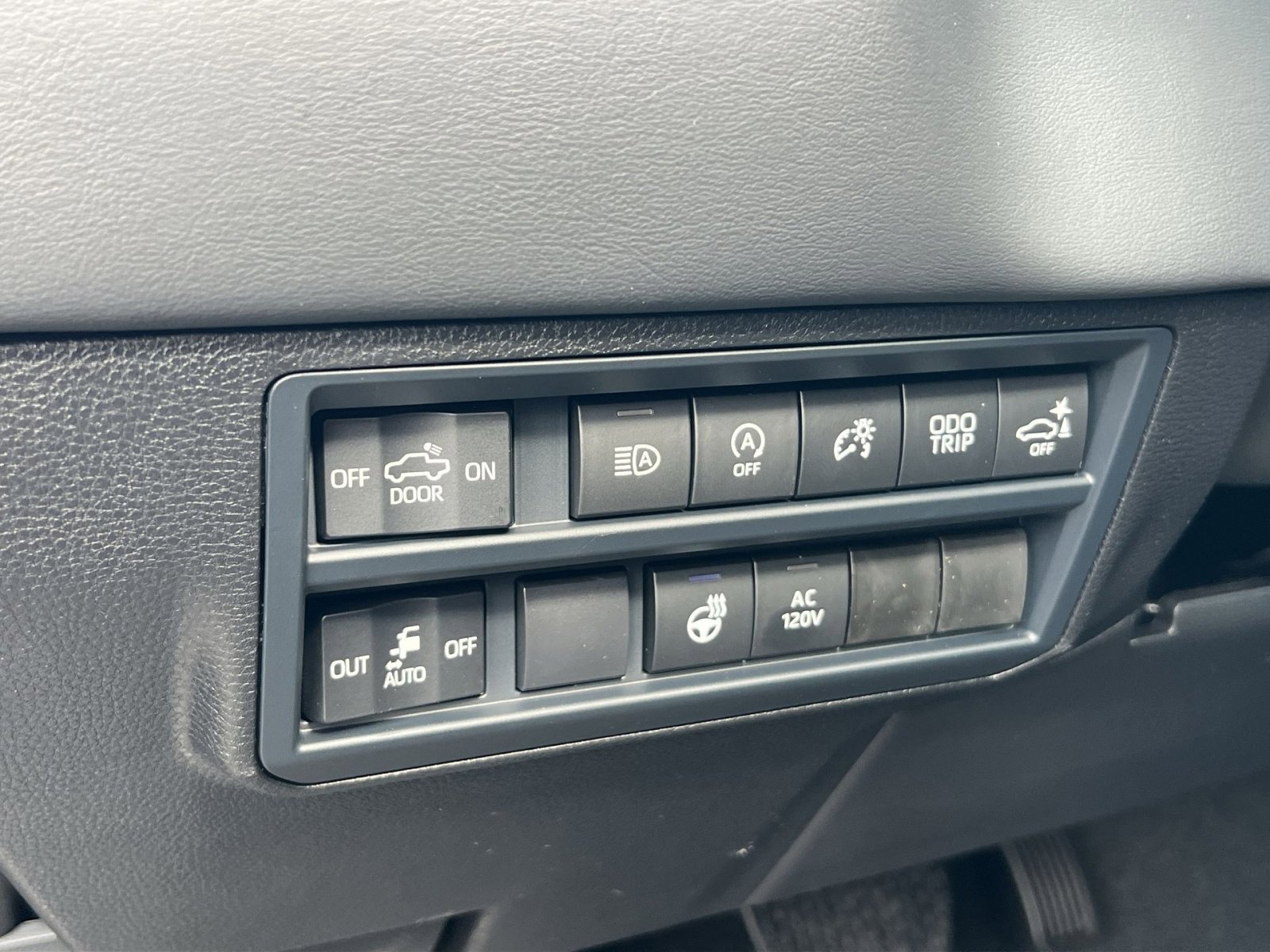 New 2026 Toyota Tundra Platinum image 22