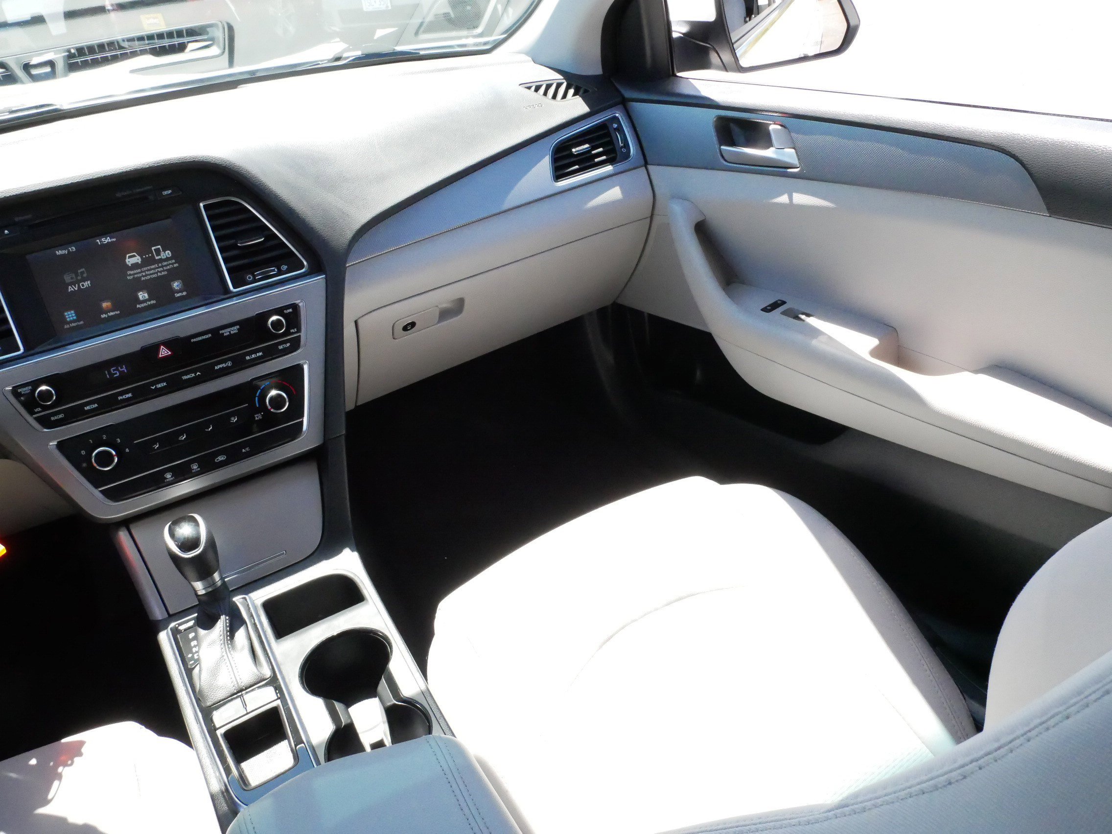 Used 2016 Hyundai Sonata SE FWD image 11