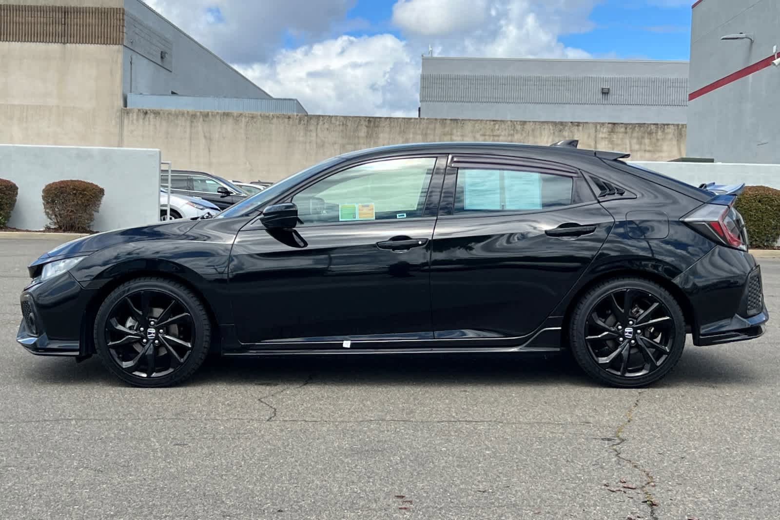 Used 2018 Honda Civic Sport image 9