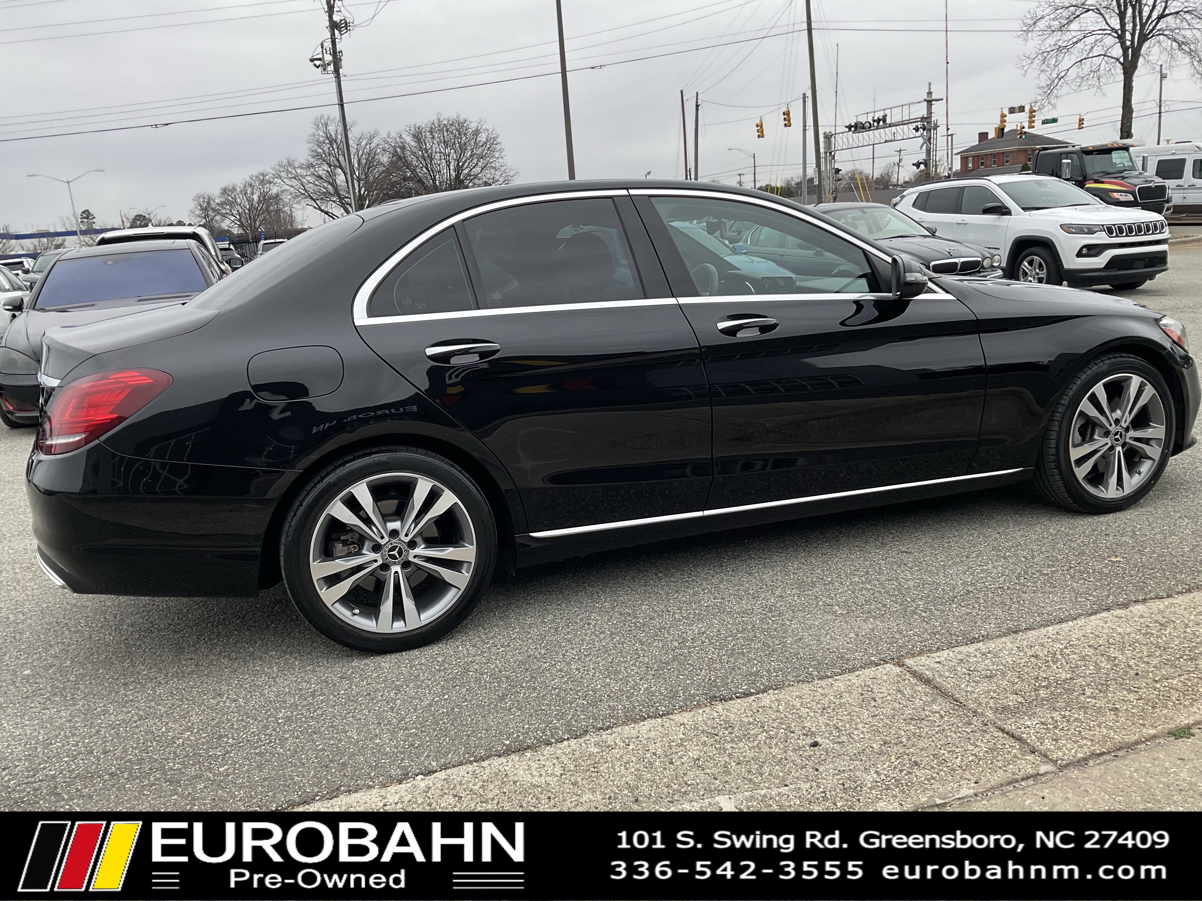 Used 2021 Mercedes-Benz C 300 Sedan w/ Premium Package image 29