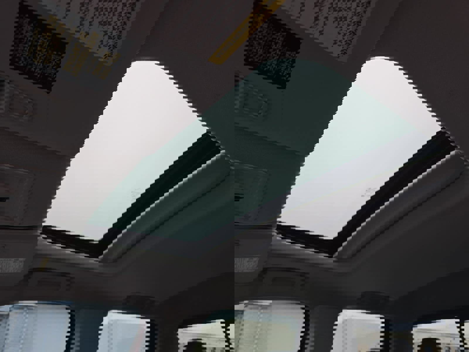 Used 2022 Ford Maverick Lariat w/ Lariat Luxury Package image 32