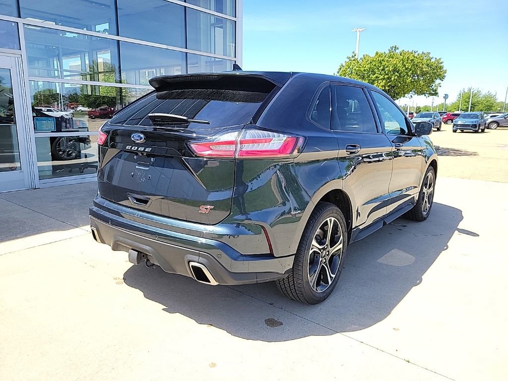 Used 2024 Ford Edge ST AWD/4WD image 5