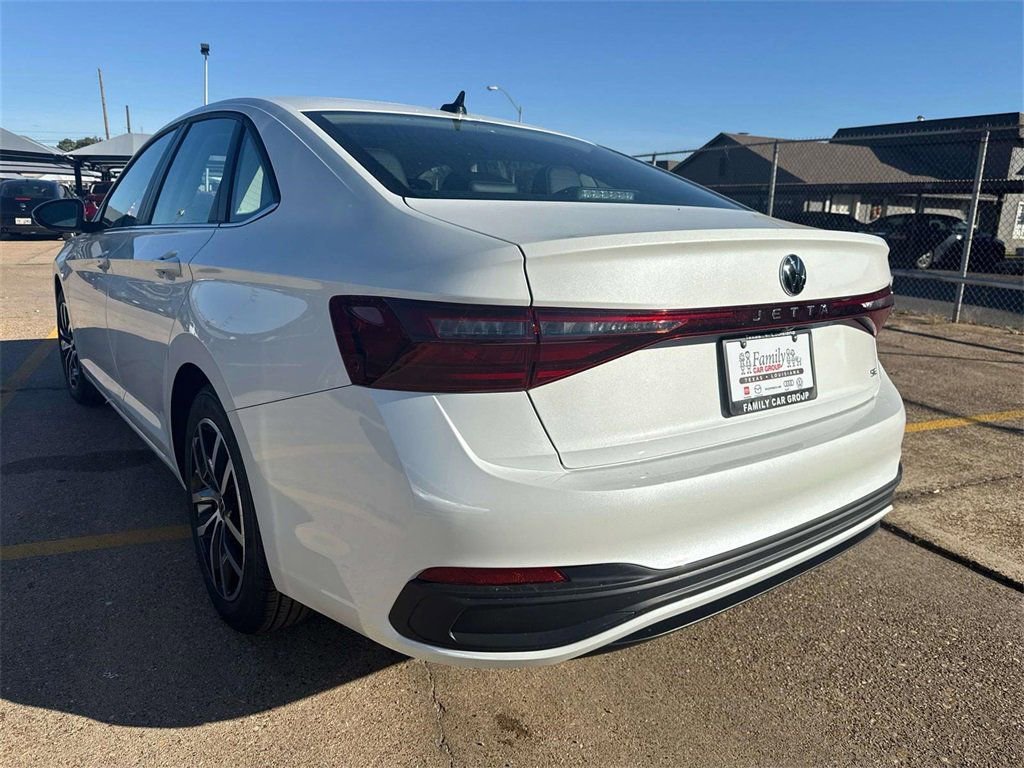 New 2026 Volkswagen Jetta SE FWD image 5