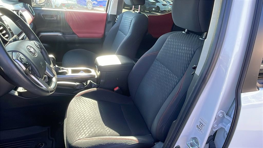 Certified 2023 Toyota Tacoma SR5 image 11