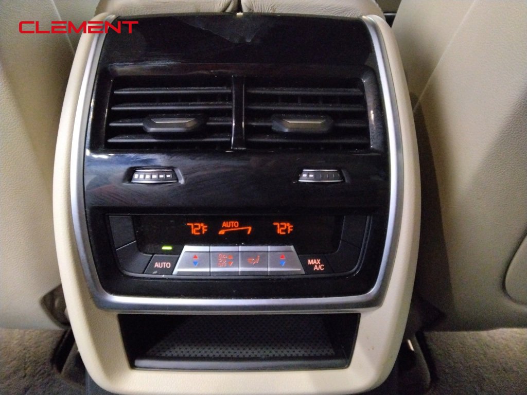 Used 2021 BMW X7 xDrive40i w/ Premium Package image 39