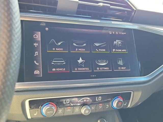 Certified 2025 Audi Q3 2.0T Premium Plus w/ Premium Plus Package image 25