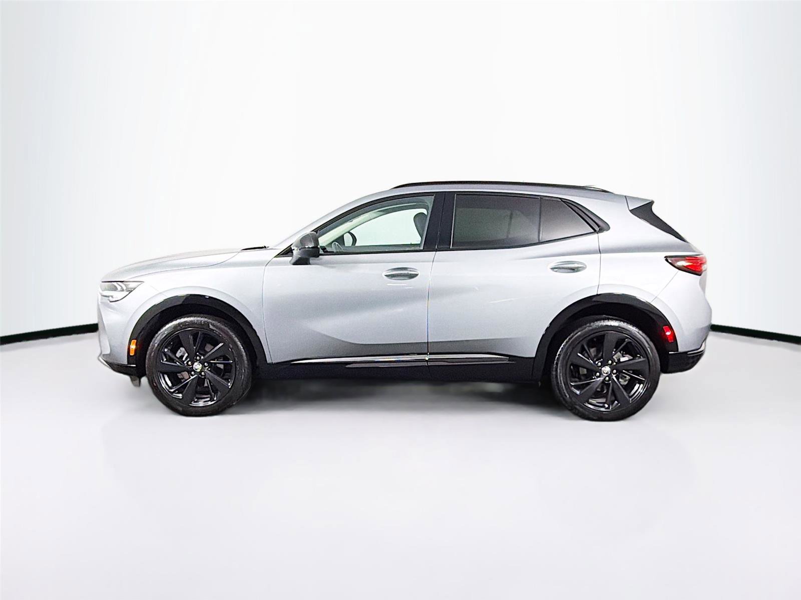 Used 2023 Buick Envision Preferred w/ Sport Touring Package image 4