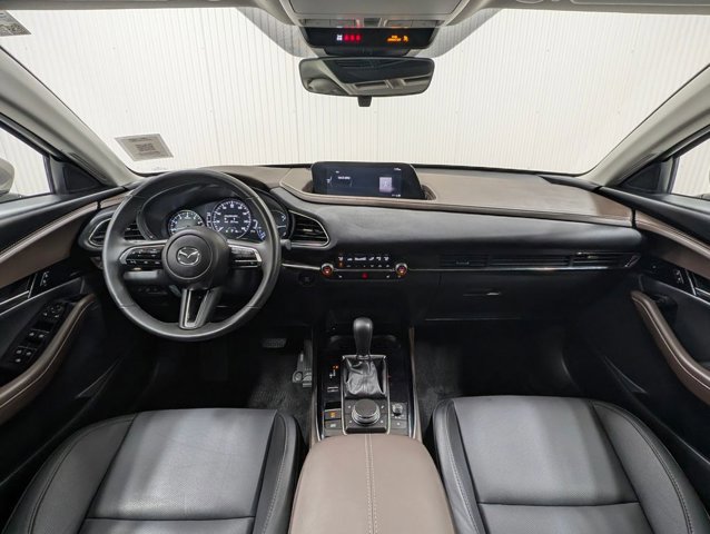 Used 2024 MAZDA CX-30 AWD 2.5 S w/ Premium Package image 2