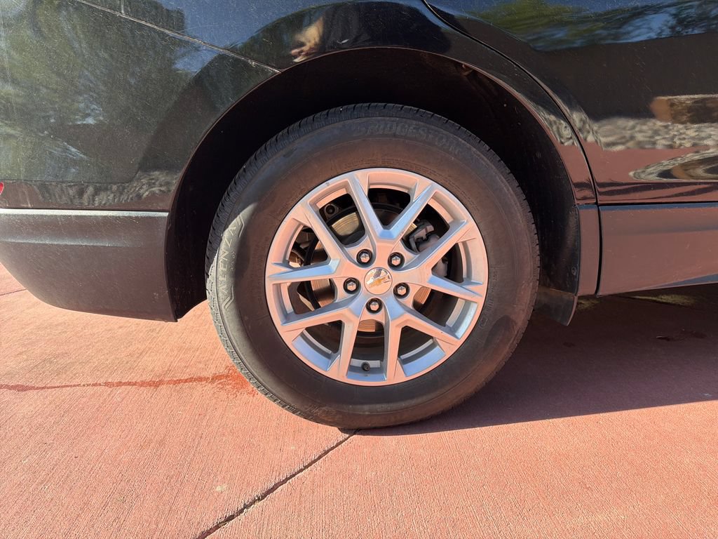 Used 2024 Chevrolet Equinox LT AWD/4WD image 35