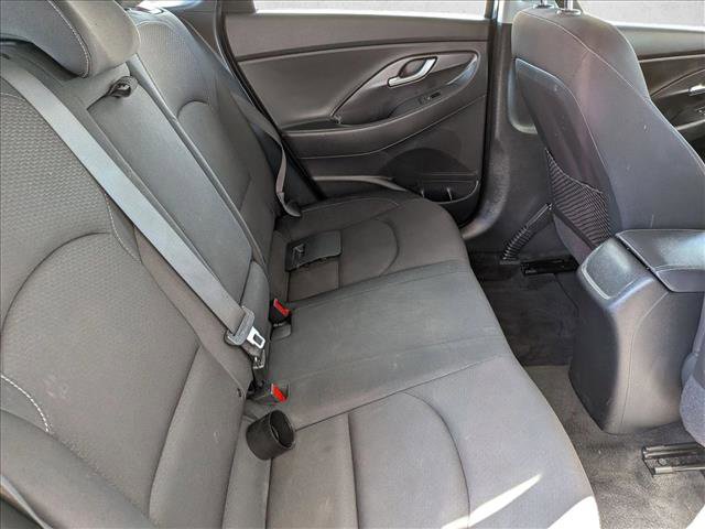 Used 2018 Hyundai Elantra GT image 23