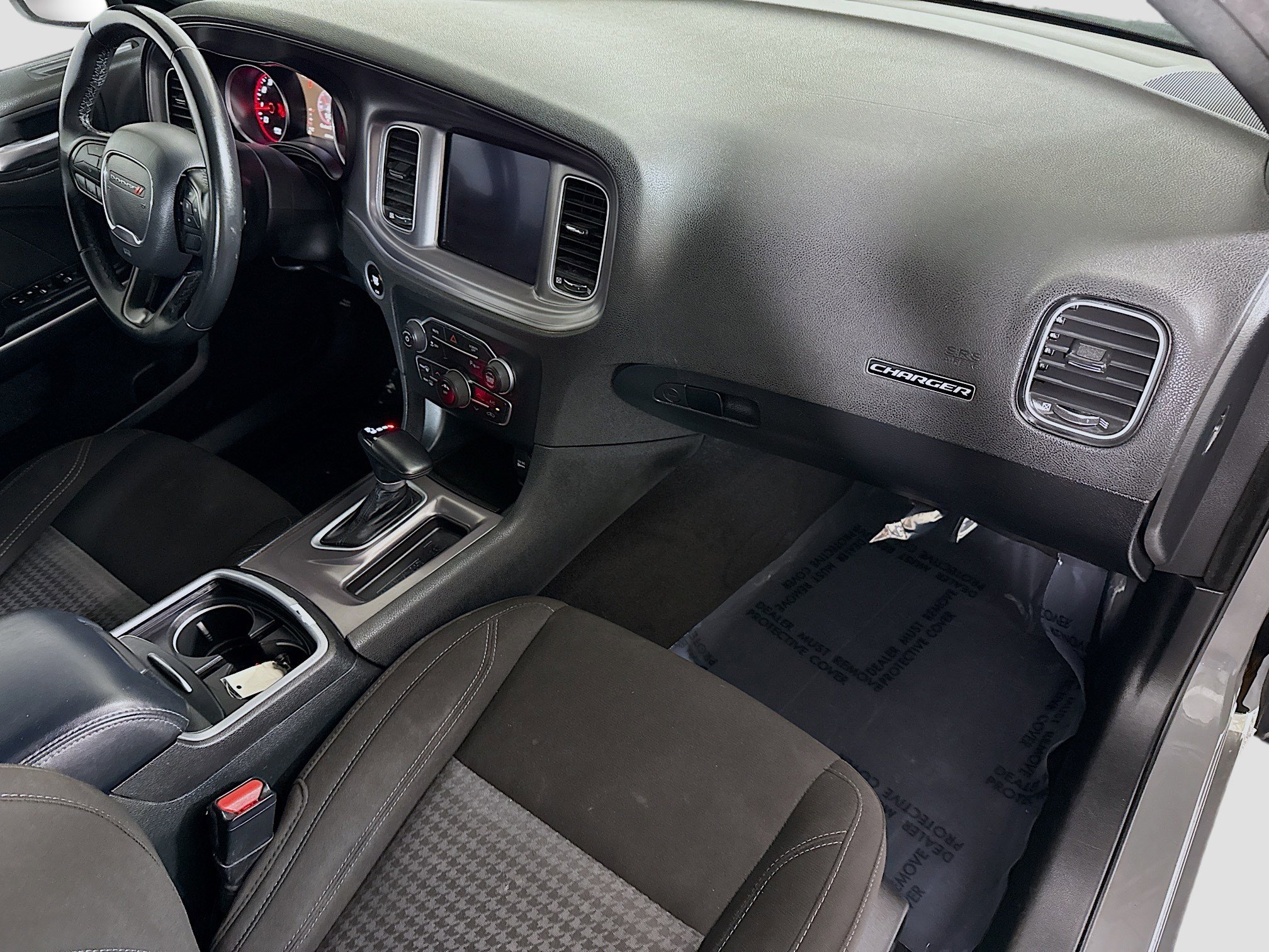 Used 2023 Dodge Charger SXT image 30