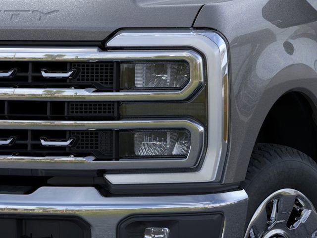 New 2025 Ford F250 Lariat w/ Chrome Package image 19