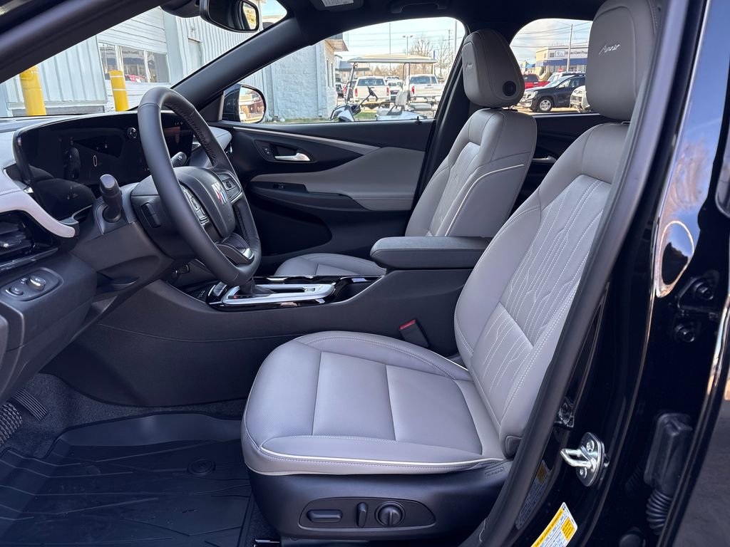 New 2026 Buick Envista Avenir image 11