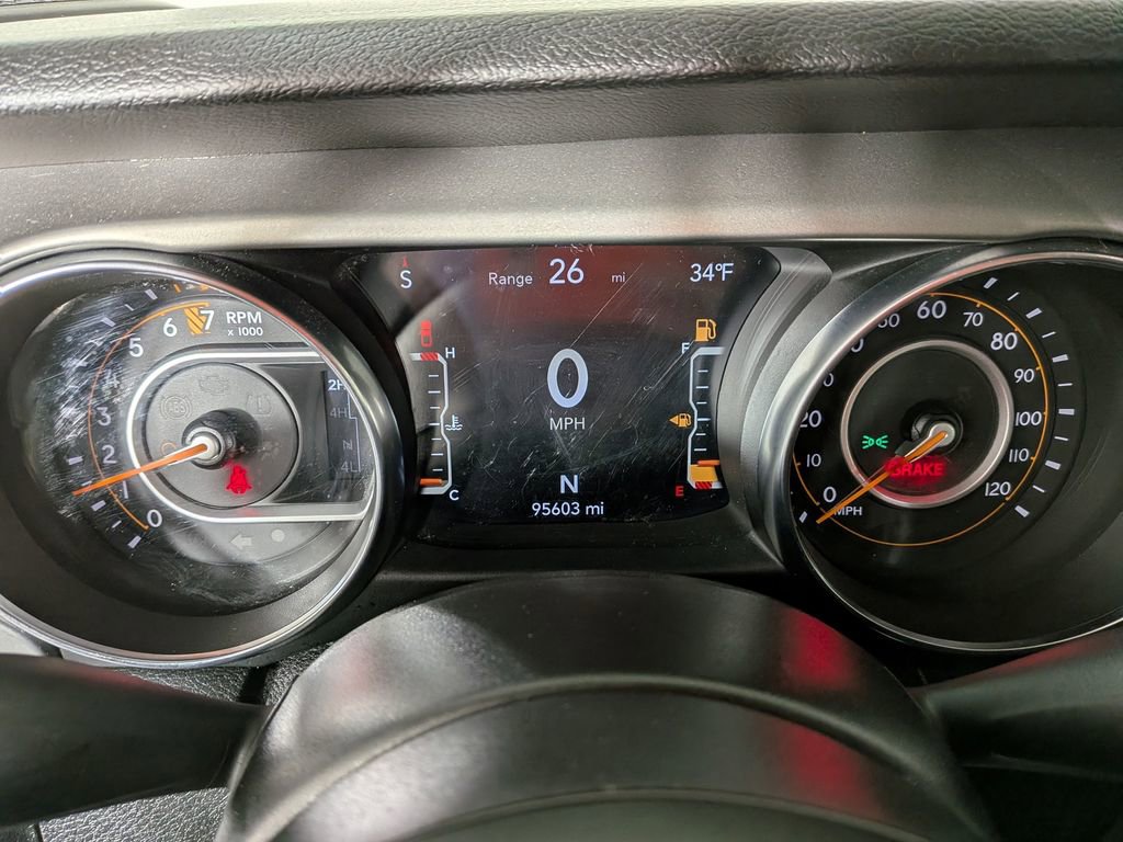 Used 2021 Jeep Gladiator Willys image 23