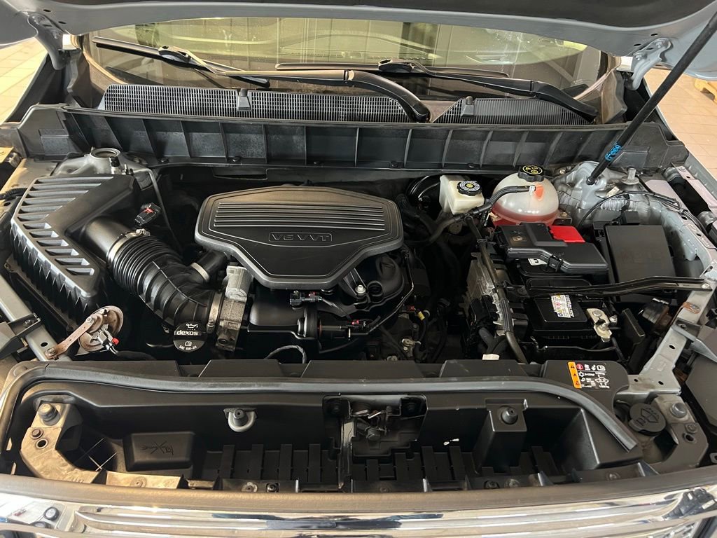 Used 2018 GMC Acadia Denali w/ LPO, Floor Liner Package image 13