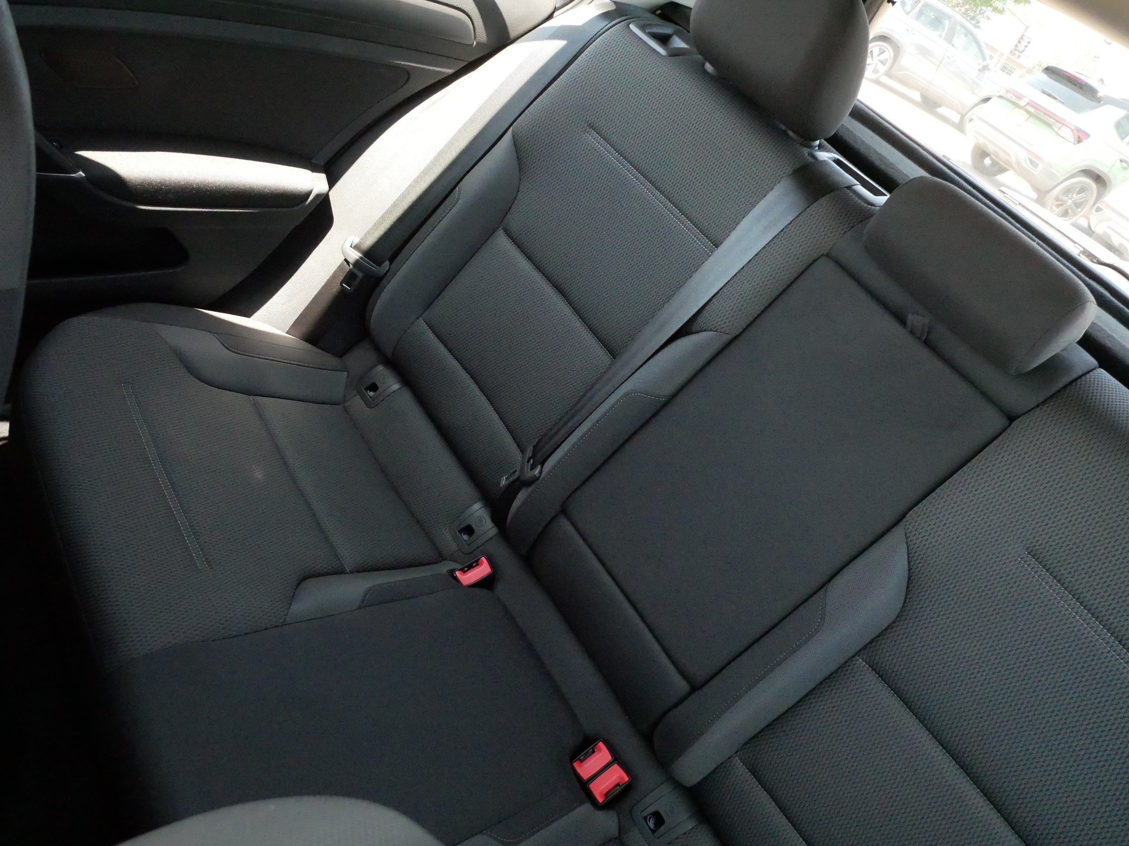 Used 2019 Volkswagen Golf S FWD image 12