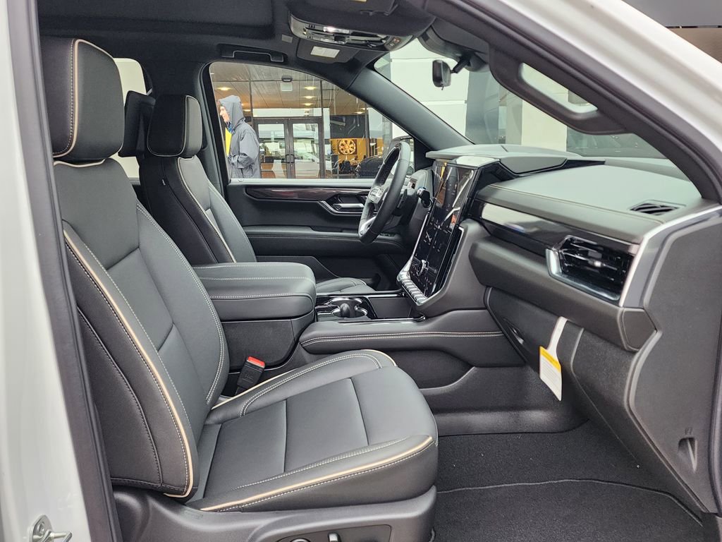 New 2026 GMC Yukon Elevation w/ Elevation Premium Package AWD/4WD image 44
