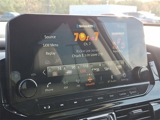 Used 2023 Nissan Pathfinder SL image 18