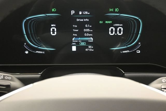 Used 2024 Kia Niro EX Touring FWD image 13