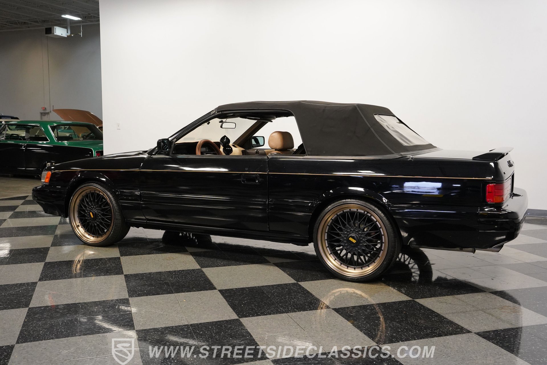 Used 1991 INFINITI M30 Convertible image 8