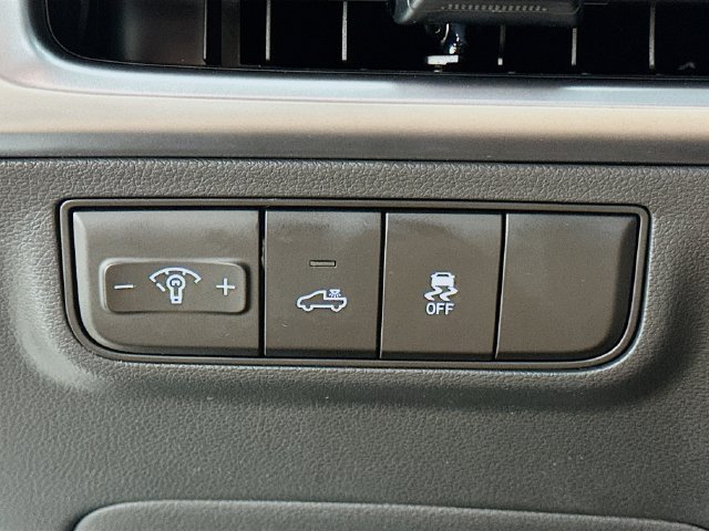 Used 2026 Hyundai Santa Cruz SEL FWD image 20