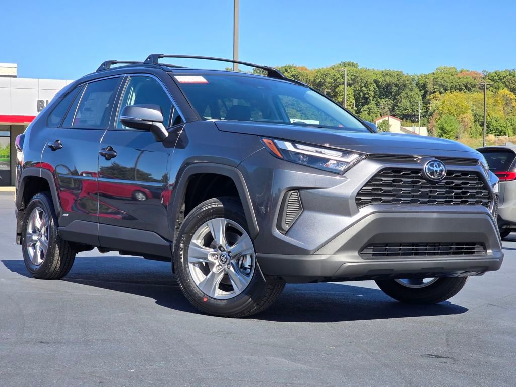 New 2025 Toyota RAV4 XLE w/ Convenience Package