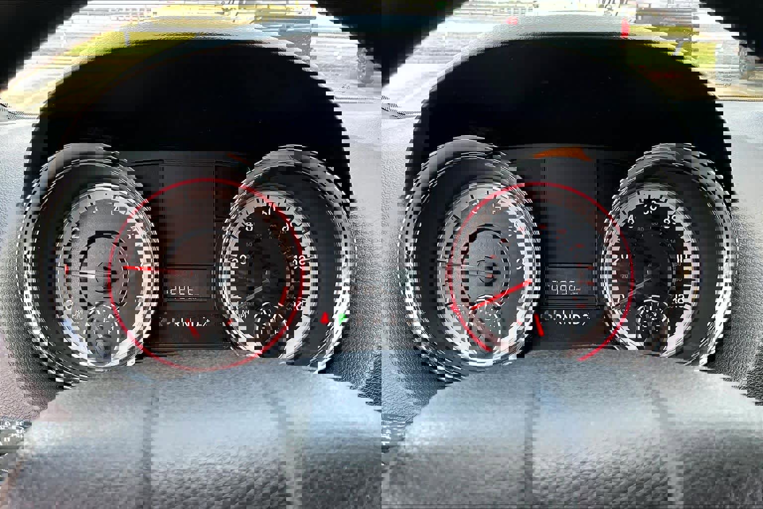 Used 2017 Dodge Grand Caravan SXT image 25