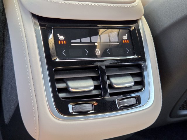 New 2026 Volvo XC90 B6 Plus AWD/4WD image 14