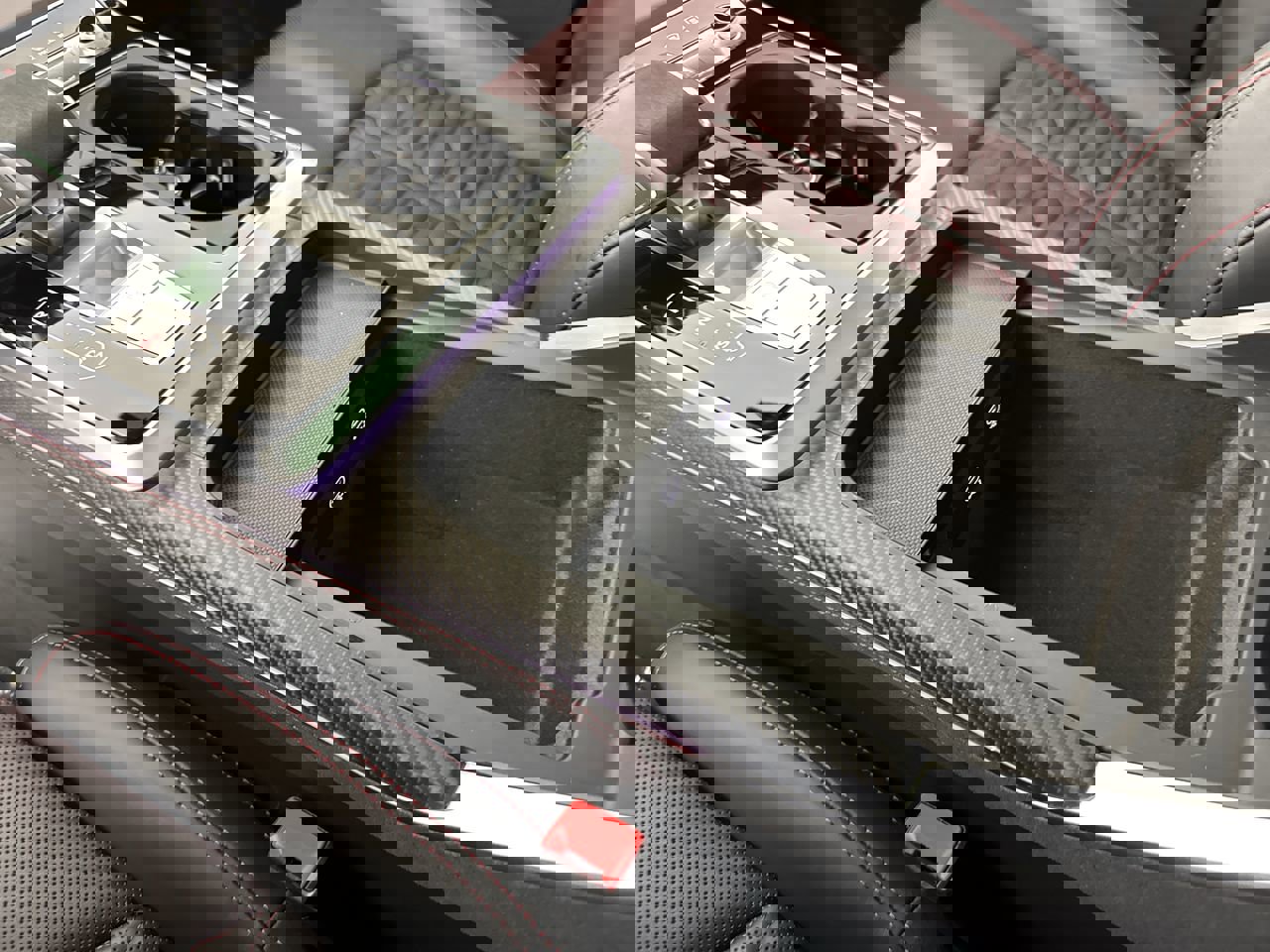 Certified 2025 Audi RS Q8 performance w/ Matte Carbon Package AWD/4WD image 9